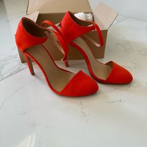 Zara orange suede size 6 worn twice good condition